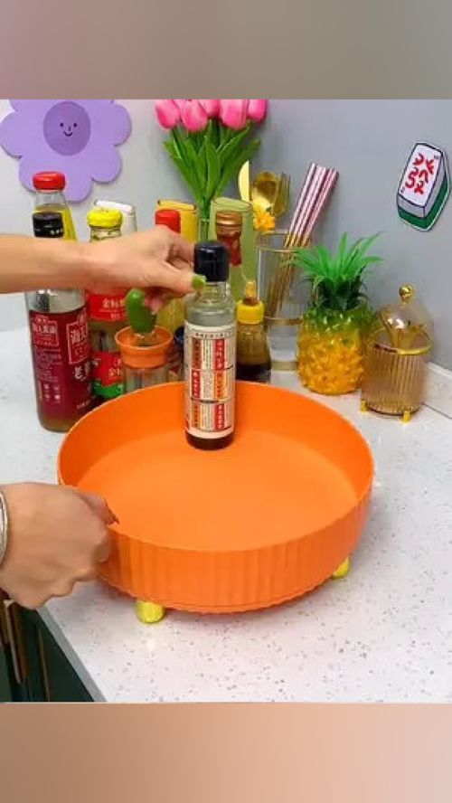 廚房收納神器 旋轉調料盒，讓烹飪更輕松